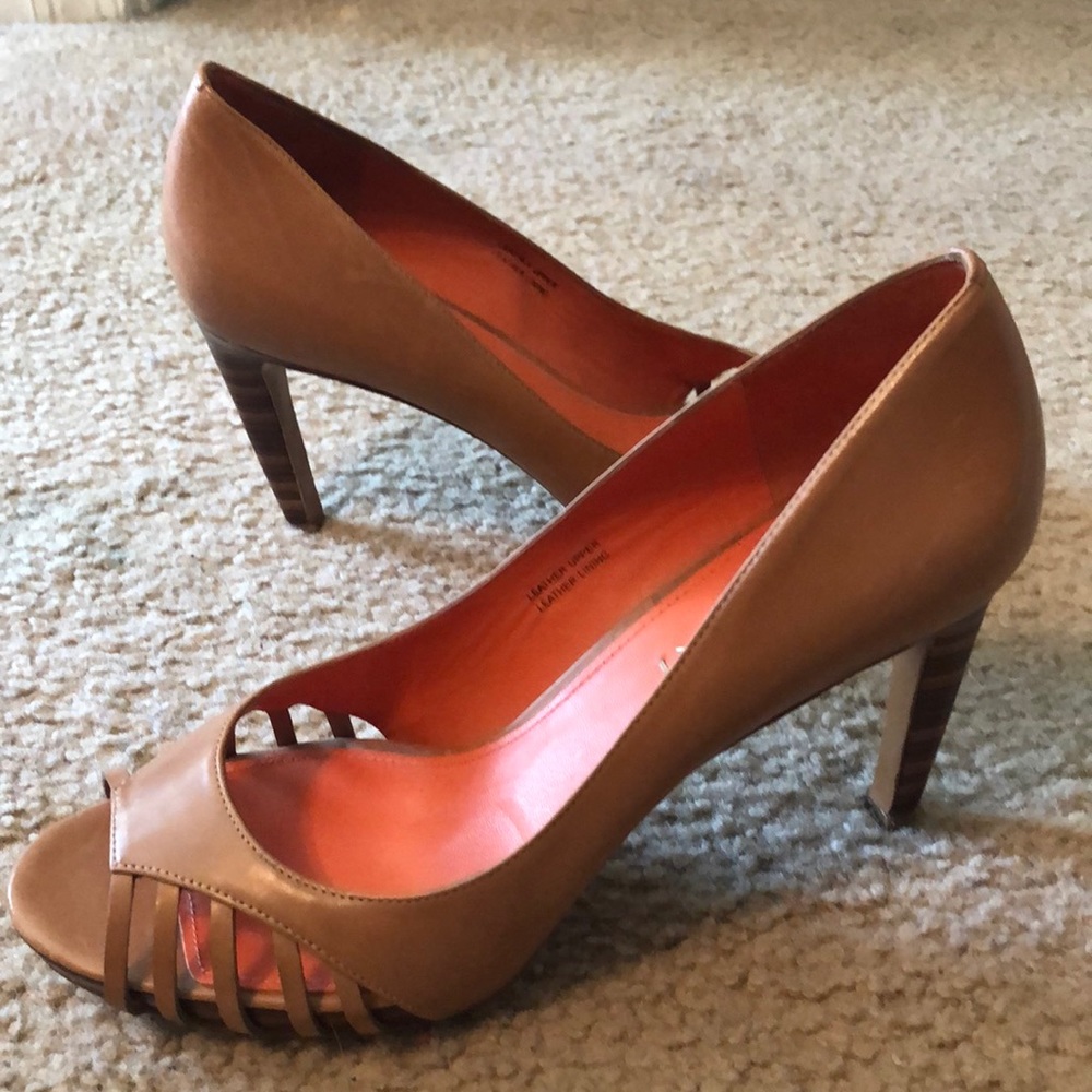 Via Spiga NWT leather heels size 8.5